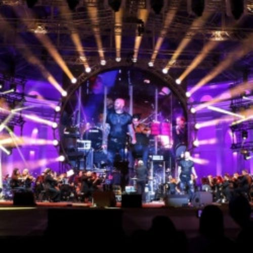 Afisha Club: Легендарные хиты Queen & Scorpions. Aeroqueen с симфоническим оркестром в Челябинске 23 апреля 2026