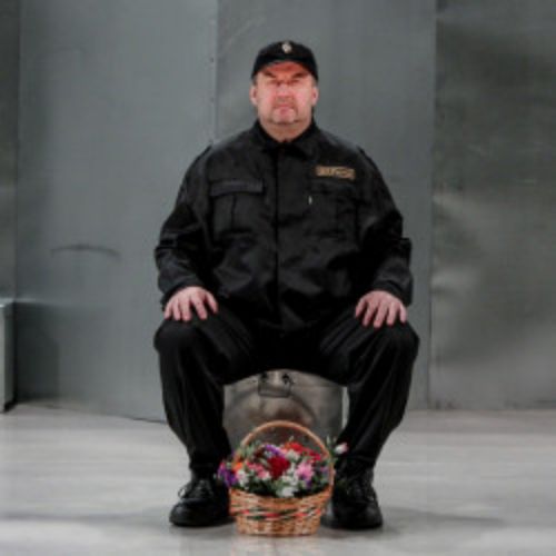 Afisha Club: Четверо в комнате, не считая охранника в Красноярске 20 апреля 2026