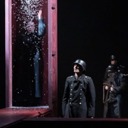 Afisha Club: Брехт. Швейк. Вторая мировая в Москве 19 апреля 2026