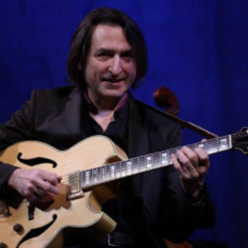 Afisha Club: Ильдар Казаханов & «Acoustic pink trio» в Москве 14 апреля 2026