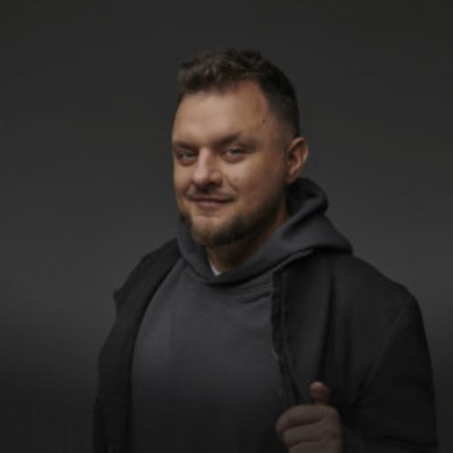 Afisha Club: Иван Половинкин. Сольный концерт резидента Comedy Club в Москве 18 апреля 2026