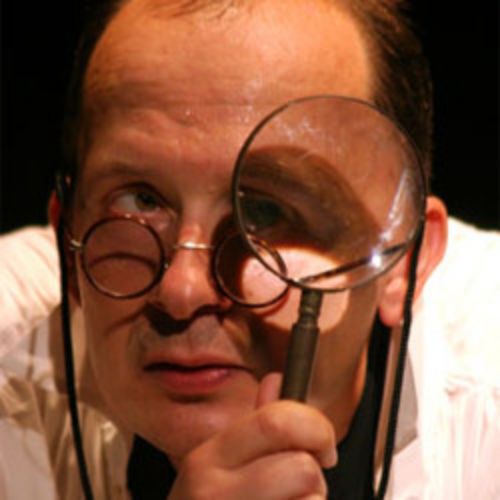 Afisha Club: Он был титулярный советник в Москве 11 апреля 2026