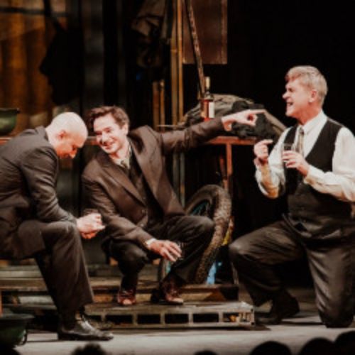 Afisha Club: Три товарища в Москве 10 апреля 2026