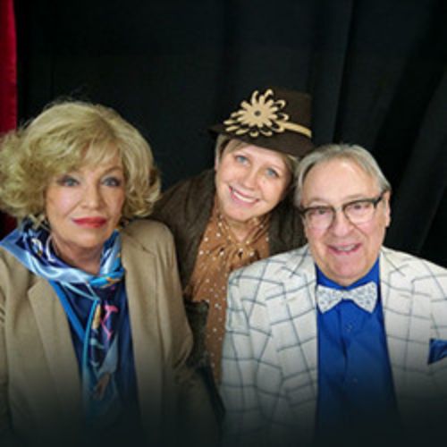 Afisha Club: Трое в парке, не считая собаки в Москве 17 апреля 2026