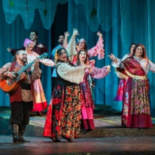 Afisha Club: Трудное счастье в Москве 24 апреля 2026