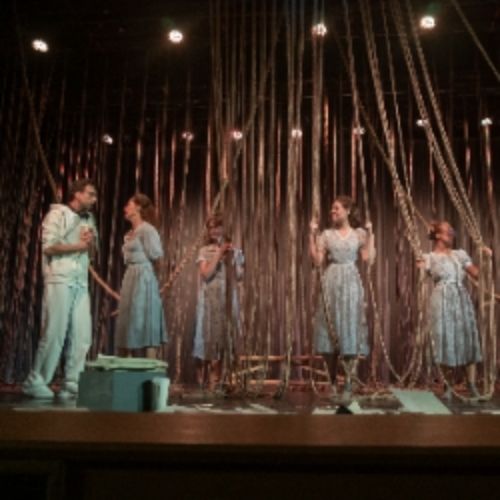 Afisha Club: Девочки в Москве 20 мая 2026